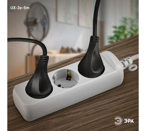 Удлинитель UX-3e-5m   c заземл, 3х0,75мм2, ПВС, 3гн, 5м (5/20/600)) Б0038576  ЭРА