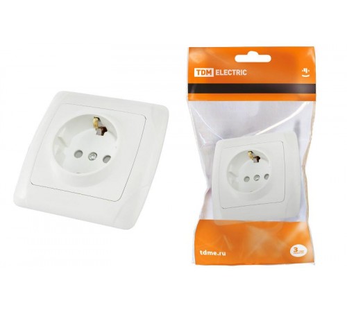 Розетка 2П+З 16А 250В с защ. шт. белая "Онега"   SQ1805-0011  TDM