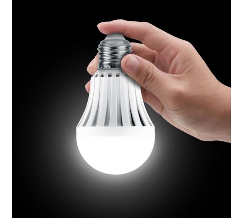 Светильник аварийного освещения аккумуляторный WL16 5W 4000K Е27 AC/DC белый Li-ION батарея, 60*60*110 мм  12984  FERON