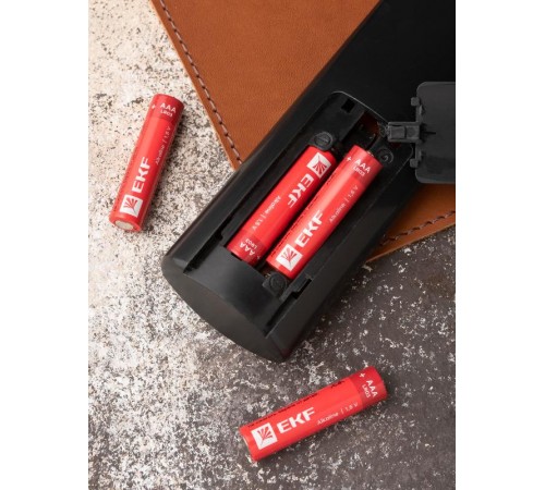 Батарейка алкалиновая типа ААА(LR03) шринк 4шт.  LR03-SR4  EKF