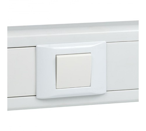 Выключатель 10А, 1 клавишный проходной без индикатора  E2MV10-025-10  EKF