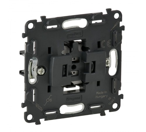 Valena Мех IN'MATIC Выключатель/переключатель 1-клавишный 10АХ 250В  752016  Legrand