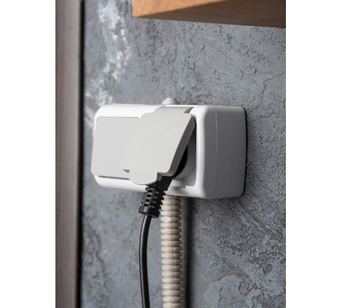 Мурманск Блок  розетка 1-м 16А с заземлением с крышкой+ 1-кл выключатель IP54 серый EKFEFRV16-050-30-540EKF