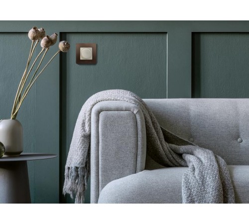 Etika Слоновая кость Светорегулятор поворотный, 300Вт, без нейтрали  672319  Legrand