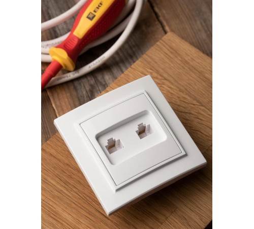 Розетка RJ-45 2-местная СП Минск  белая EKF  ERK02-035-10  EKF