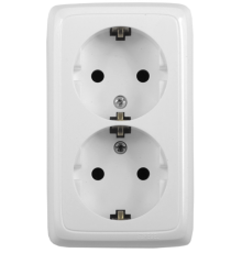 Розетка открытой установки, двухместная, с заземляющим контактом, со шторками, цвет белый  РА16-152  HEGEL