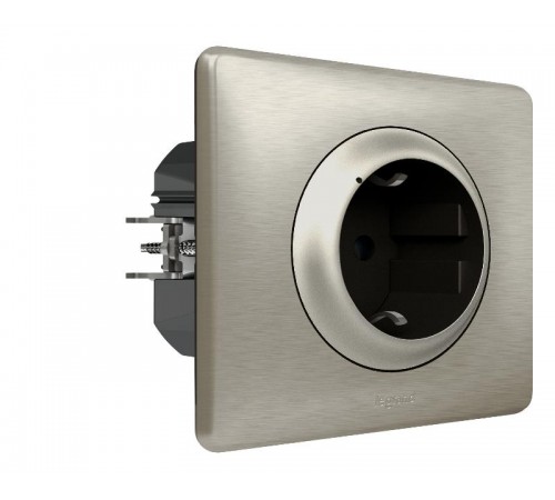 Розетка умная с/з Celiane 16А 230В рамка титан; титан Netatmo  064837  Legrand