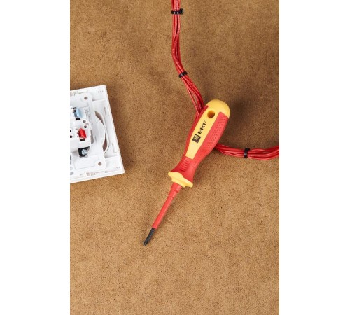 Отвертка Expert PH0x60 мм 1000В EKF PROximaph-0-60-exp-inEKF