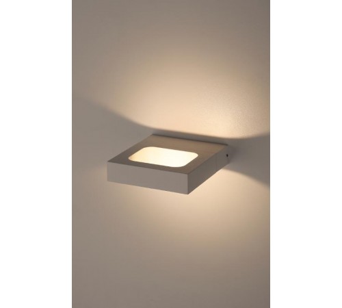 Декоративная подсветка светодиодная WL2 WH 6Вт IP 20 белый поворотный  Б0034597  ЭРА