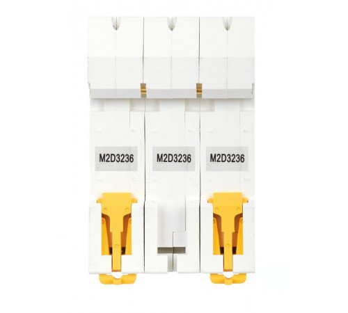 Выключатель автоматический трехполюсный M06N 3P D 32А 6кА ARMAT  AR-M06N-3-D032  IEK