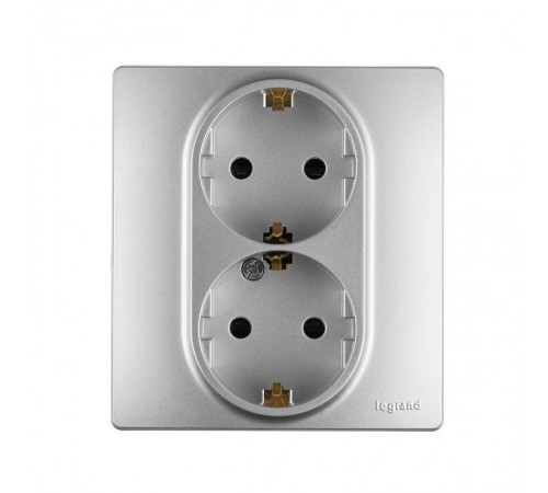 Etika Алюминий Розетка 2-я с заземлением со шторками, автозажимные клеммы  672433  Legrand