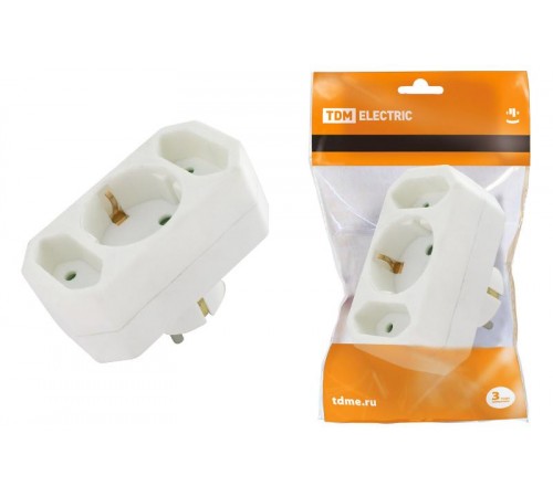 Блок на 3 гнезда: 1x2П+3 16 А + 2х2П 2,5 А под плоскую вилку 250 B белый  SQ1806-0201  TDM