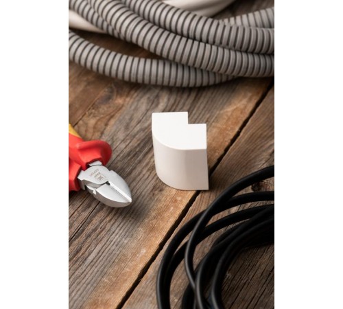 Угол внешний (40х25) (4 шт) Plast EKF PROxima Белыйobw-40-25x4EKF