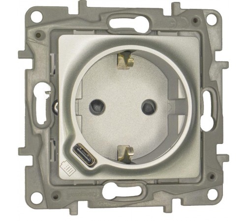 Розетка с заземлением с USB тип C - Legrand Etika - со шторками 16А 250В 1500мА 7,5Вт безвинтовые зажимы - алюминий  672488  Legrand