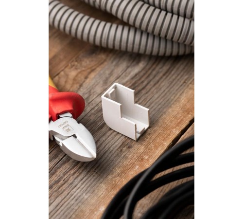 Угол внешний (25х25) (4 шт) Plast EKF PROxima Белыйobw-25-25x4EKF