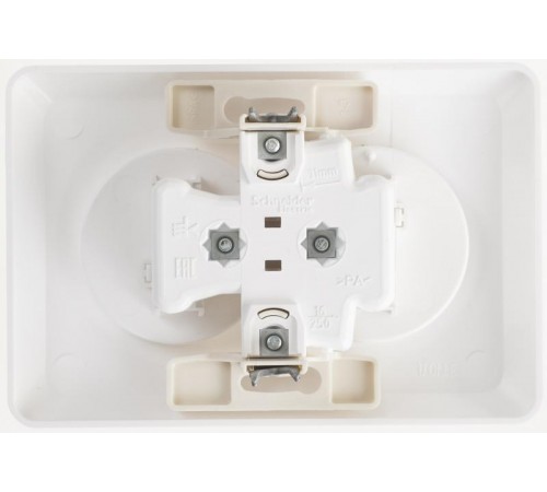 Этюд Белый С/У Розетка 2-ая без заземления со шторками 16А 250B  PC16-106B  SE