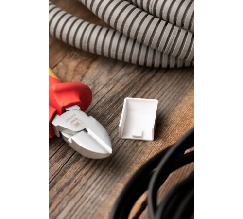 Заглушка (25х16) (4 шт) Plast EKF PROxima Белый    ecw-25-16x4   EKF