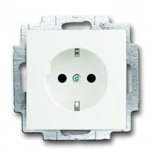 Розетка SCHUKO 16А 250В, с LED подсветкой, future/solo, белый бархат  2013-0-5326   2CKA002013A5326  ABB