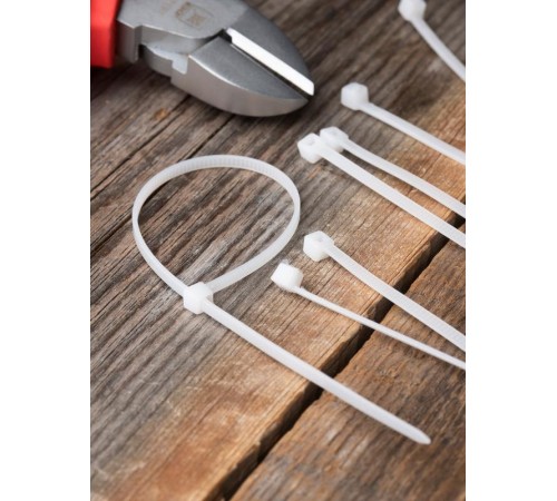 Хомут нейлоновый 2,5х180 (уп./100шт) EKF Simple  plc-c-2.5x180  EKF