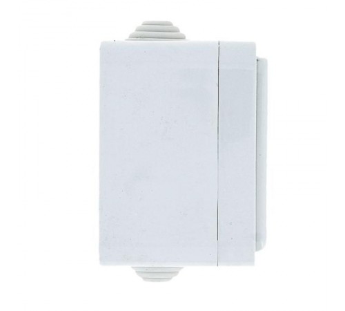 Прага Розетка 1-местная 16А с заземлением с крышкой IP44 белая EKF  EKR16-029-10-44  EKF