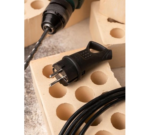 Вилка угловая каучуковая с кольцом 230В 2P+PE 16A IP44 EKF PROxima  RPS-017-16-230-44  EKF