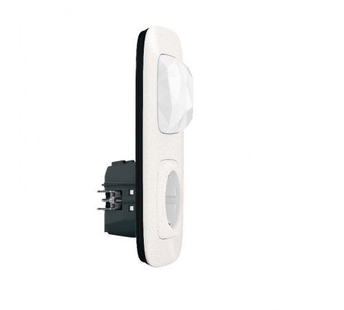 Пакет Умный стартовый Valena Allure(шлюз WiFi+розетка Умн. с/з 16А 230В+главн.беспроводн.выкл. "Я дома/Я вне дома") жемчуж. Netatmo  752996  Legrand