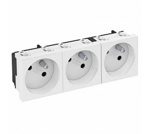 Розетка тройная 33° франц. стандарт, 250 В, 16A (белый) (STD-F3 RW3)  6120262  OBO Bettermann