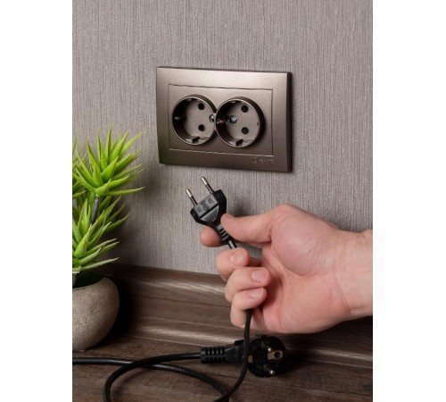 Валенсия лицевая панель розетки 2-местной с/з 16А графит с защ. штор. EKF PROxima   ESR16-L-128-60   EKF