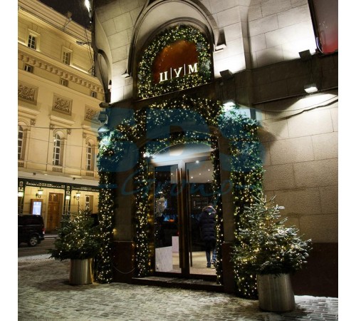 Еловый шлейф 2,7 м  с шишками, объем 41 см  307-221  NEON-NIGHT