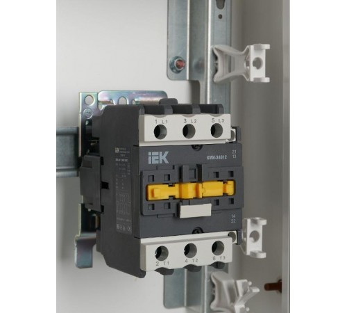 Контактор КМИ-34012 40А 400В/АС3 1НО;1НЗ   KKM31-040-400-11  IEK