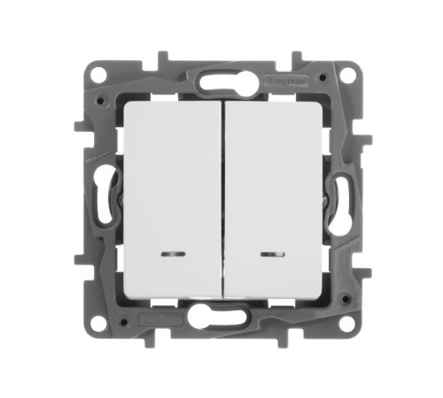 Etika Белый Переключатель 2-клавишный с подсветкой, 10А, автозажимные клеммы  672216  Legrand