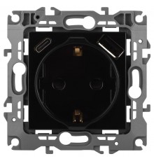 Розетка  Серия 12 12-4108-06 2P+E 16A-250В со шторками с USB type-A+C 5В-3А чёрный  Б0067746  ЭРА