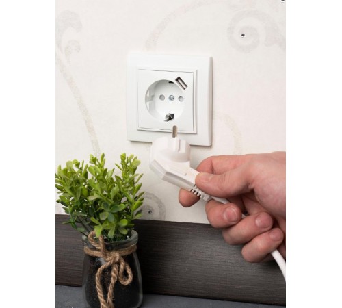 Розетка 1-местная СП с/з Минск 16А белая с защ. штор. с USB  EKF  ERR16-028-100-USB  EKF