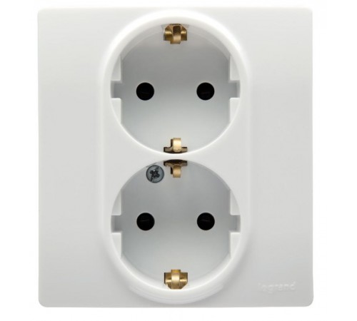 Etika Белый Розетка 2-я с заземлением со шторками, автозажимные клеммы  672233  Legrand