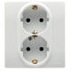 Etika Белый Розетка 2-я с заземлением со шторками, автозажимные клеммы  672233  Legrand