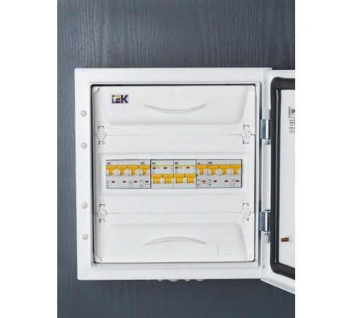 Выключатель автоматический однополюсный ВА47-60МА без теплового расцепителя 1P 63А 6кА D  MVA33-1-063-D  IEK