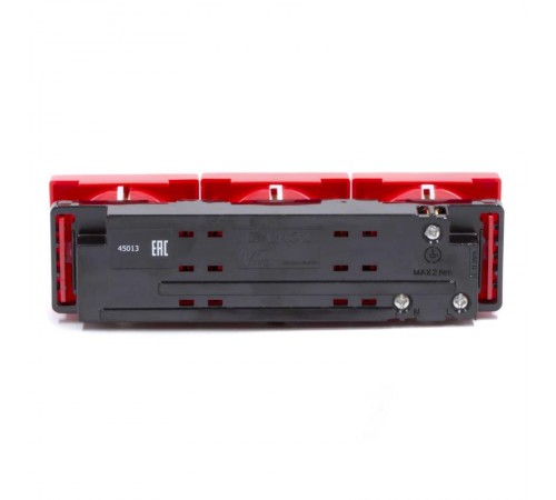 Тройная розетка Viva красная  45013  DKC