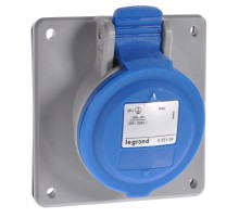 Встраиваемая наклонная розетка - P17 Tempra Pro - IP 44 - 200/250 В~ - 16 A - 3К+Н+З  555186  Legrand