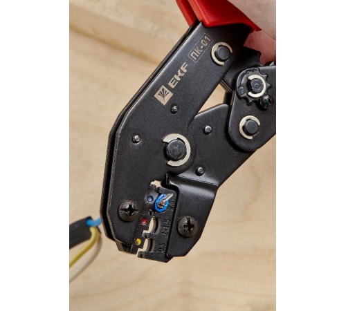 Пресс-клещи ПК-01 ( 0.25-2.5 мм2 НКИ НВИ) EKF Master   pk-01-mas   EKF