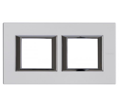 Рамка 2х2П 71мм горизонтальная Фарфор Axolute  HA4802M2HBG  Legrand