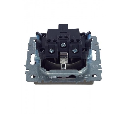 BRITE Розетка с заземлением со шторками 16А РС14-1-0-БрШ шампань  BR-R14-16-K37  IEK