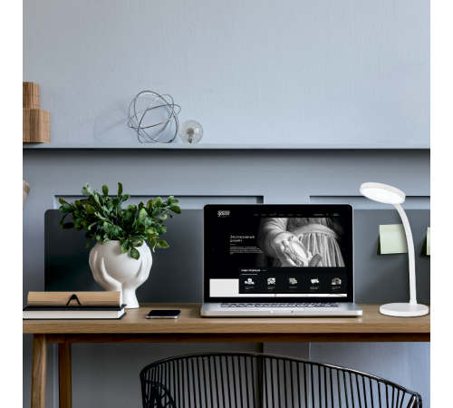 Светильник настольный Qplus GTL503 8W 500lm 4000K 170-265V черный диммируемый USB LED 1/12  GT5032  Gauss