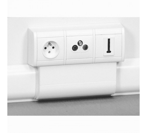 Выдв.панель 2 M Н10 DLPlus  031701  Legrand