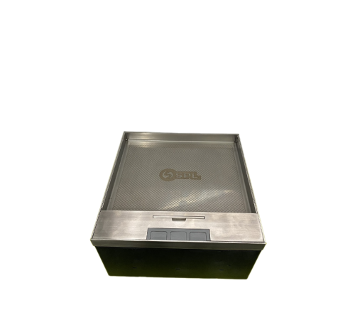 Напольный люк на 4 поста (45х45) горизонтально, с крышкой из нержавеющей стали в уровень пола, с коробкой, IP40 (IP41)  300021  SPL