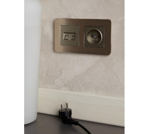 BRITE Розетка двойная RJ11+RJ45 кат.5E РК/Т12-БрШ шампань  BR-KT20-O-1-K37  IEK