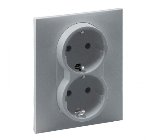 SUNO Силовая розетка двойная 2х2К+З 16А 250В. С защитными шторками. Безвинтовые зажимы Цвет "Алюминий"  721326  Legrand