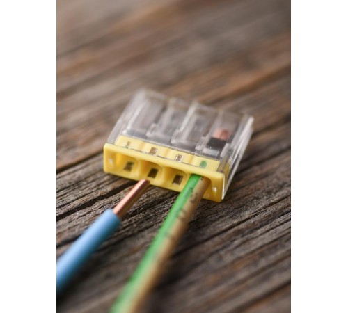 Строительно-монтажная клемма СМК 2273-244 (с пастой) 4 отверстия 0,5-2.5мм2 (100шт.) EKF PROxima  plc-smk-2273-244  EKF