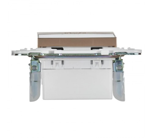 SKANDY Кнопка звонка с индикацией для отелей 10А SK-V17Sa песочный   SK-V14-2-10-K98  IEK