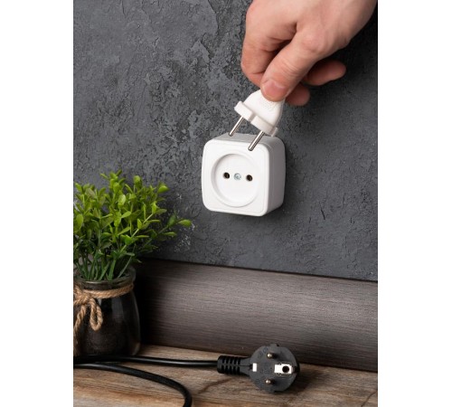 Минск Розетка 1-местная ОП 10А без заземления белая EKF Basic  EGR10-022-10  EKF