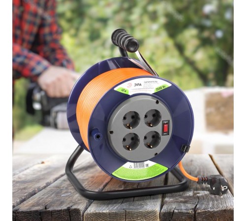 Удлинитель силовой ЭРА RPx-4es-3x1.5-40m на п. катушке c/з 4 гн 40м ПВС 3х1.5  Б0046836  ЭРА